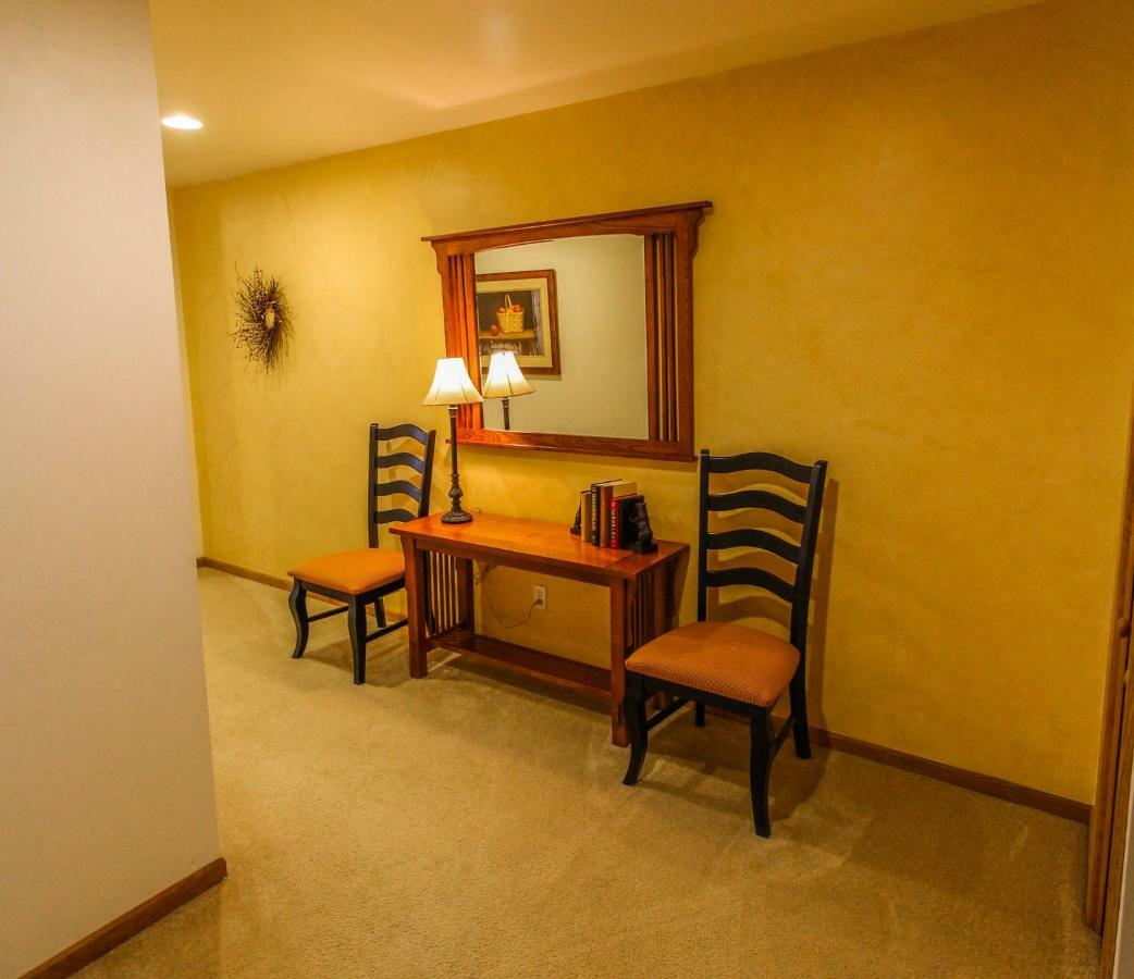 Meadow Ridge Condos Egg Harbor Exterior photo